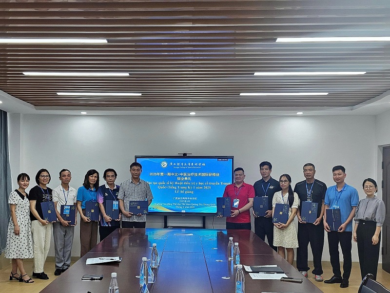 Trường Đại học Sư phạm TDTT Hà Nội tham dự Lớp đào tạo quốc tế Kỹ thuật điều trị Y học cổ truyền Trung Quốc - Tiếng Trung, học kỳ năm 2025