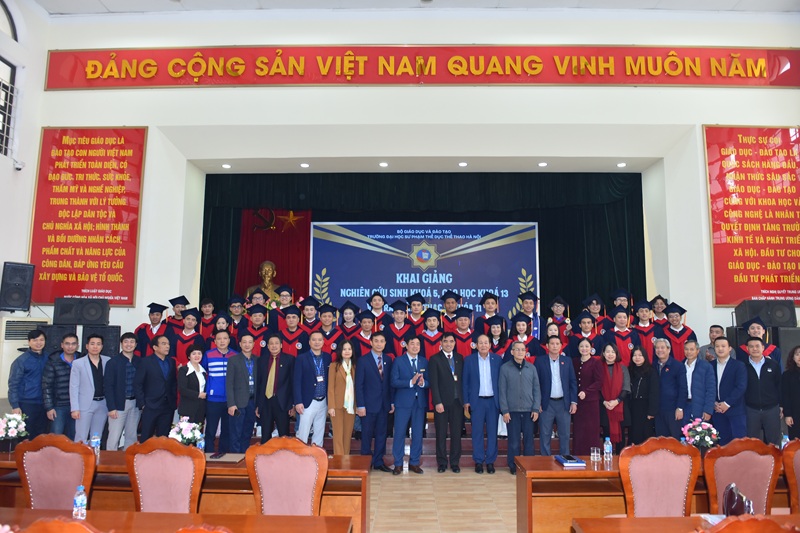 Trường Đại học Sư phạm TDTT Hà Nội khai giảng Nghiên cứu sinh khóa 5, Cao học khóa 13 và trao bằng Thạc sĩ khóa 11