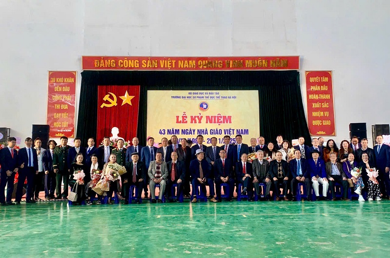 Trường Đại học Sư phạm Thể dục Thể thao Hà Nội long trọng kỷ niệm Ngày Nhà giáo Việt Nam 20/11